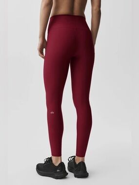 Alo 7/8 High-Waisted Airlift Leggings- Summer Romance Red